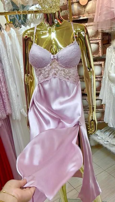 Deshabiller satin dentelle Long
