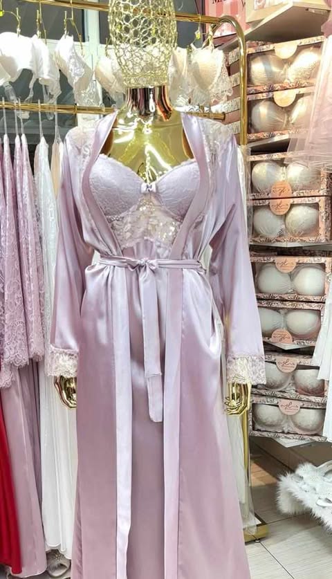 Deshabiller satin dentelle Long
