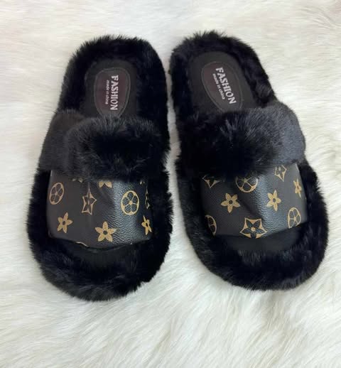Pontoufles LV