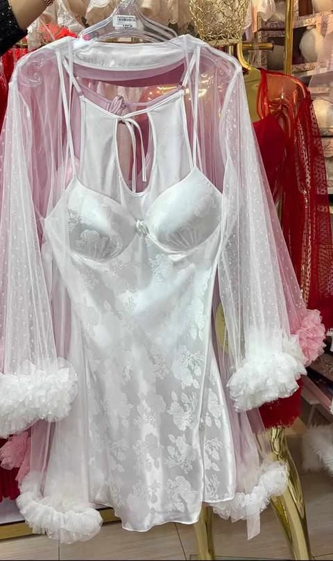 Déshabiller satin tule