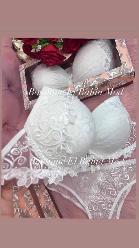 Ensemble  pailleté  dos nus bretelles transparentes
