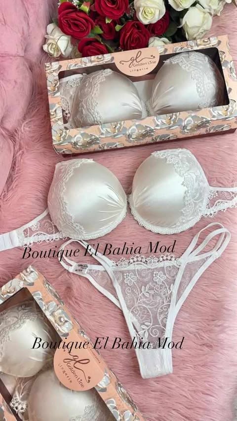 Ensemble Satiné tesdira et robe blanche
