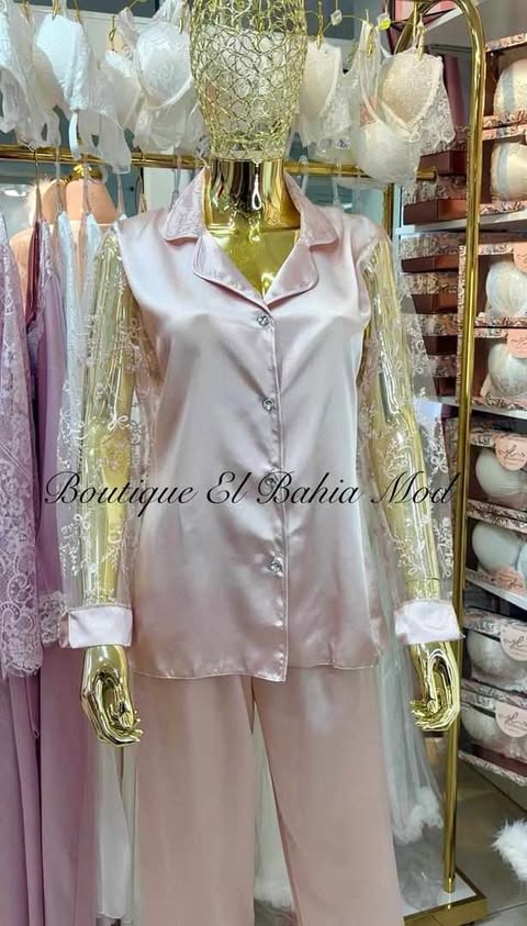 pyjama satin a manches dentelle Rose
